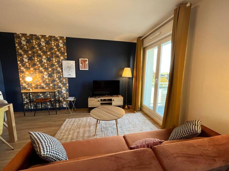 Dahlia, Appt Cosy Avec Parking Et Balcon Apartment Caen Bagian luar foto