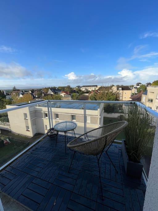 Dahlia, Appt Cosy Avec Parking Et Balcon Apartment Caen Bagian luar foto